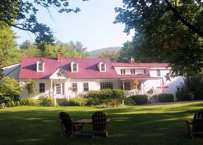 The Buttonwood Inn On Mt. Surprise