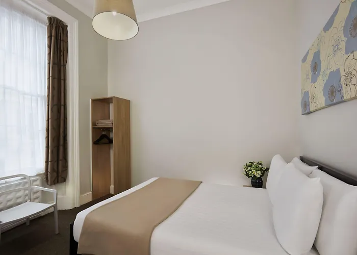 Lords Hotel