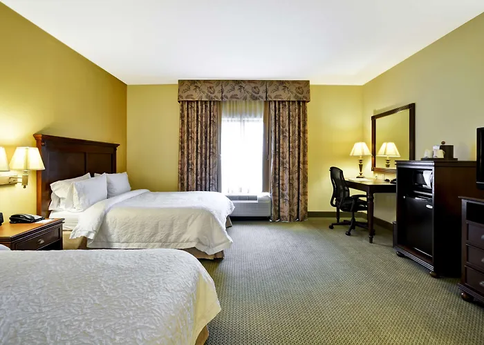 Hampton Inn & Suites North Charleston-University Boulevard