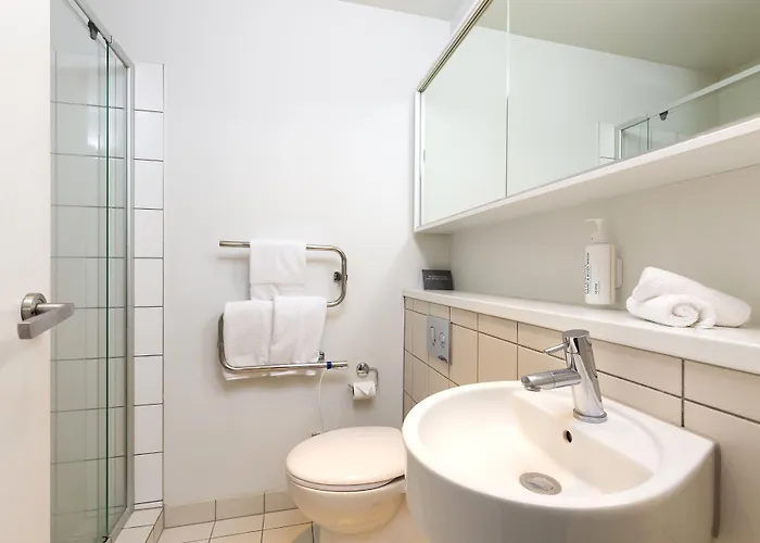 Auckland Harbour Suites