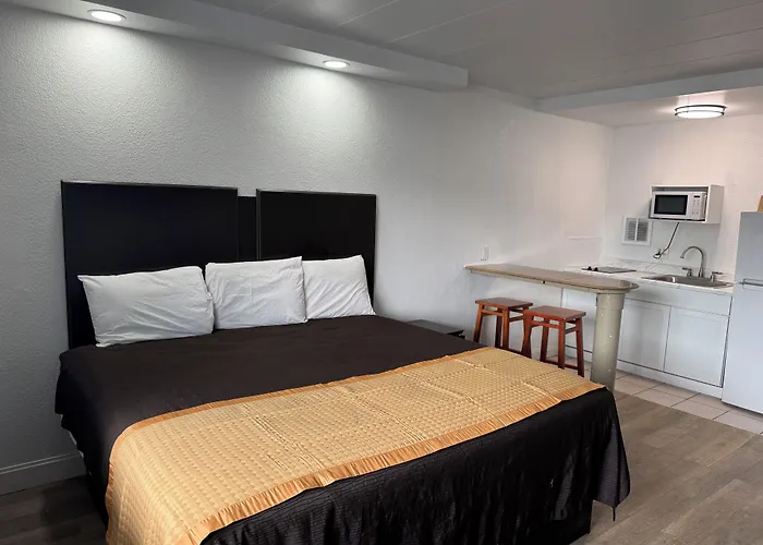 Belmont Inn & Suites Virginia Beach