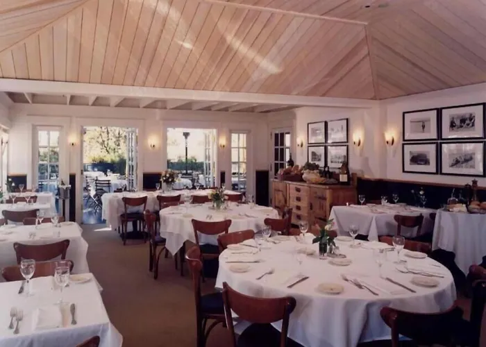 Tally Ho Inn