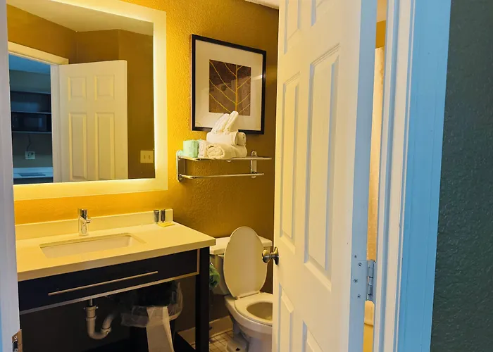 Mainstay Suites Charlotte - Executive Park