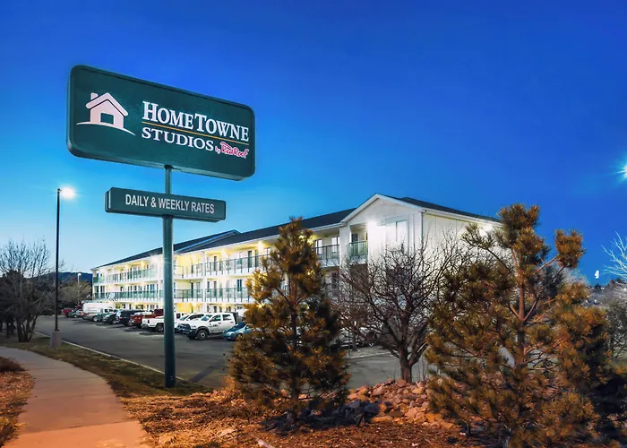 Hometowne Studios By Red Roof Colorado Springs - Airport