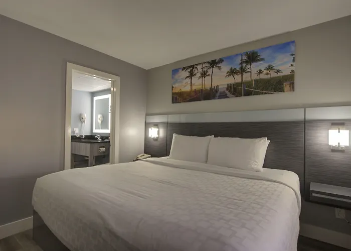 Clarion Pointe Tampa-Brandon Near Fairgrounds And Casino