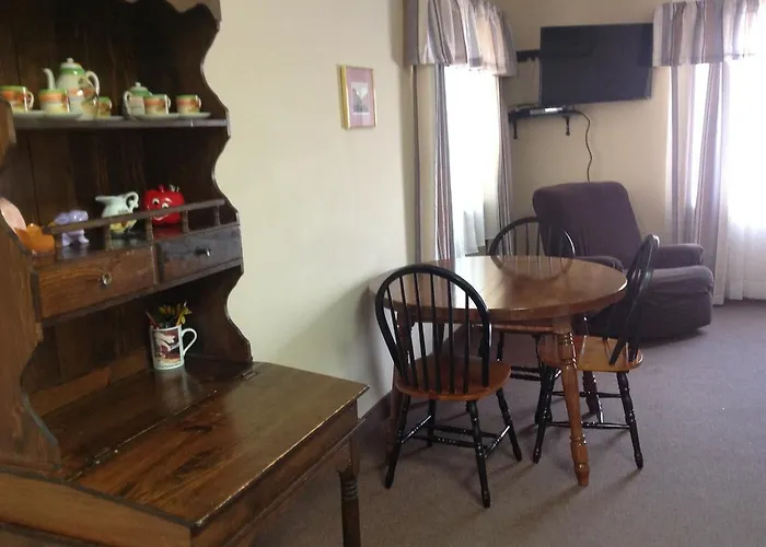 A Suite Alaskan Inn Fairbanks