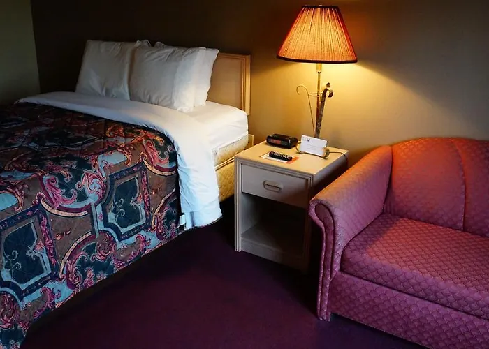 The King'S Quarters Hotel Branson