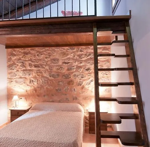 Apartamentos Cine Capicol Albarracín