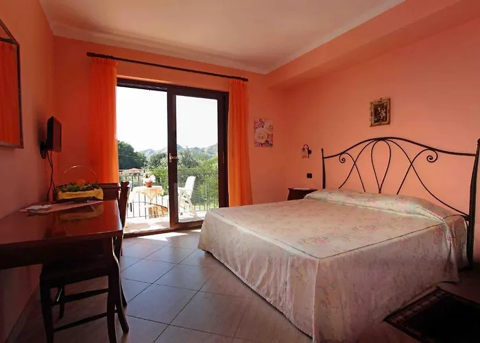 Villa Veronica Giardini Naxos