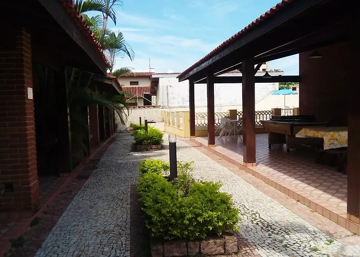 Residencial Doce Marina Vila Caraguatatuba com piscina