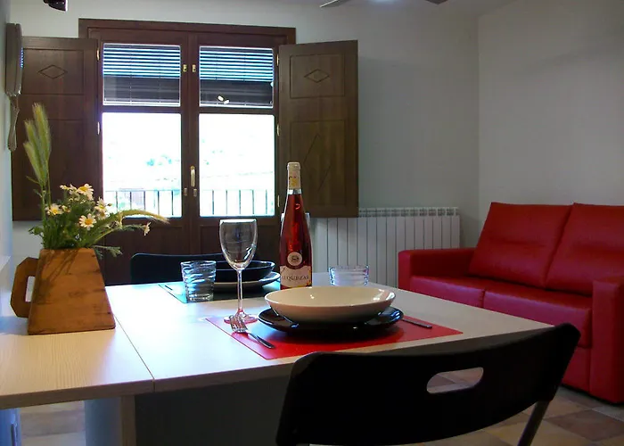Apartamentos San Gregorio Alquézar