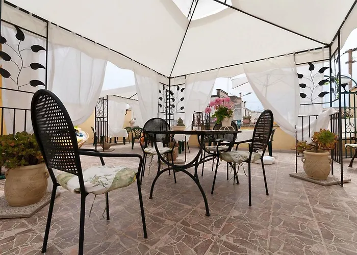 Fiori e Coccole Bed and Breakfast Noto