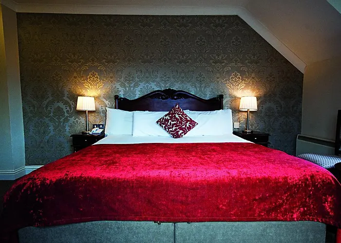 Boutique Killarney Riverside Hotel