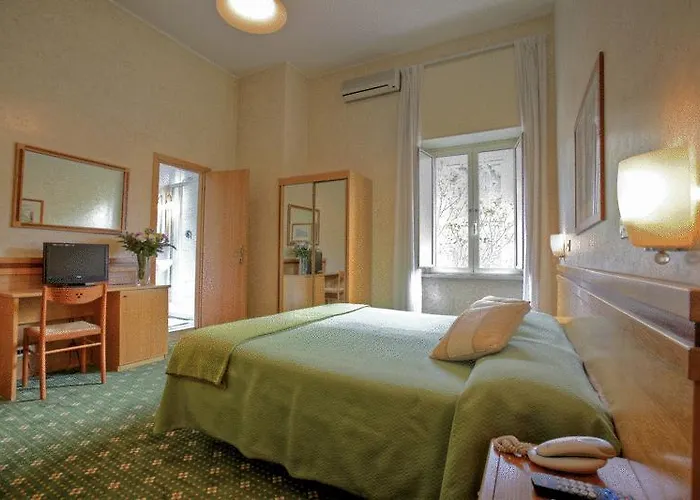 Hotel Embassy Rome