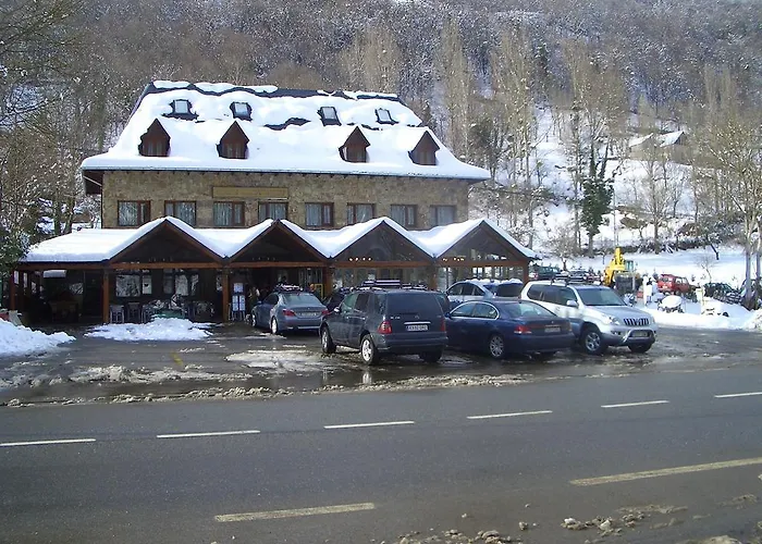 Hotel Ostau Dera Nheu Les