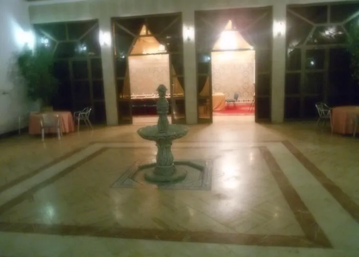 Hotel Babel