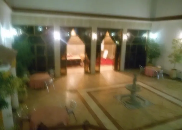 Hotel Babel