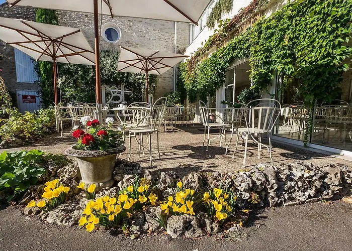 Logis Hotel De Bretonniere - Beaune Centre