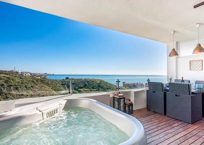Carvajal Luxury Apartments - Free Parking Fuengirola