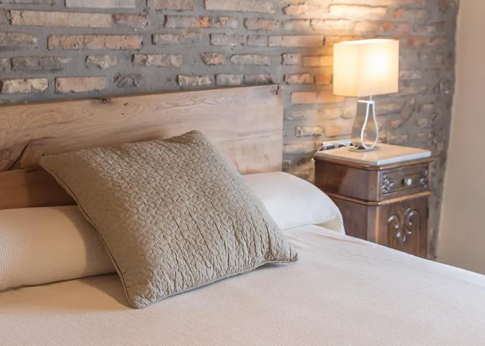 Apartamentos Plaza Binéfar