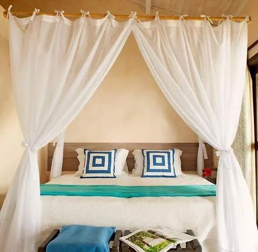 Peninsula Beach Club Hotel