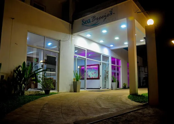 Sea Breeze Hotel Mirissa