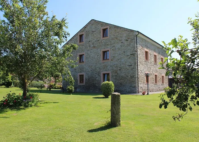 Apartamentos Casa Cerolleiro Castropol