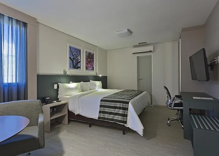 Esuites Sion