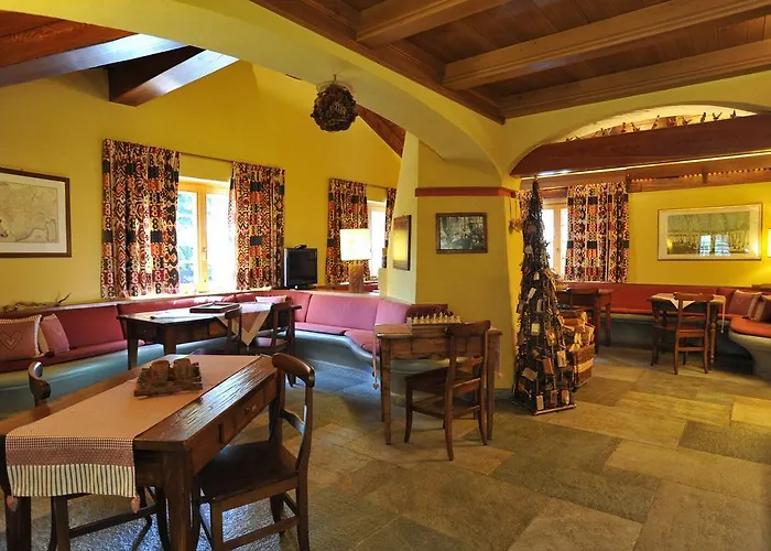 Hotel De La Tor