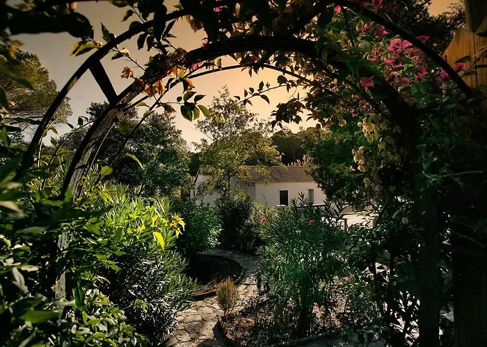 Hostal Complejo Rural Huerta Grande Algeciras