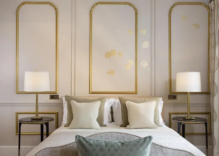 Hotel Le Narcisse Blanc Paris