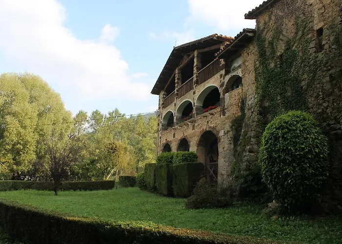Mas Prat De La Placa Santa Pau con Piscina