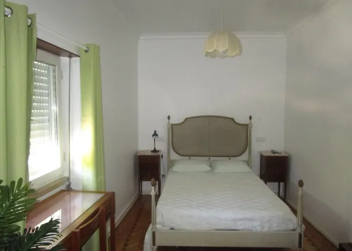 Pensão Residencial Luanda Hotel Tomar