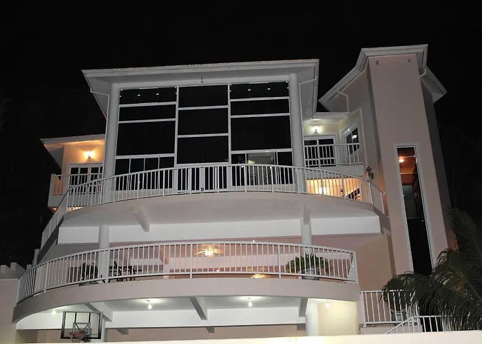 Boutique Villa Tenorio Ubatuba