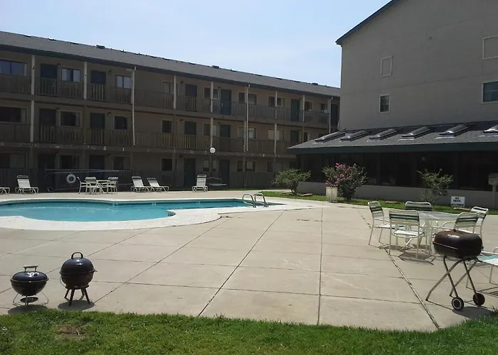 Howard Johnson Tulsa