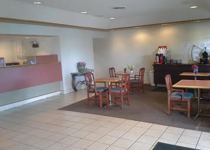 Howard Johnson Tulsa