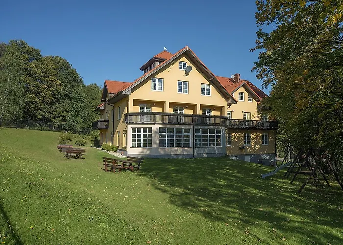 Hotel Belweder - Przy Hotelu Golebiewski