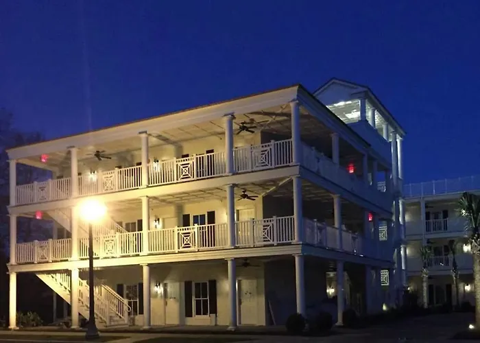 Carriage House Inn
