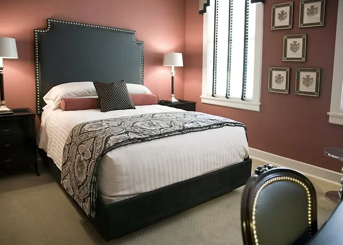The King'S Daughters Inn Durham
