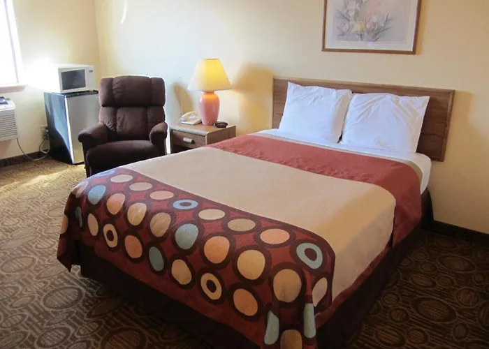 Super 8 By Wyndham Dalhart Motel