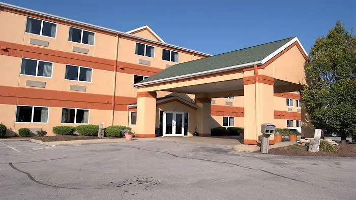 Commodore Perry Inn & Suites