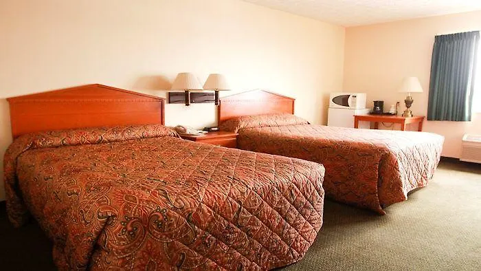 Commodore Perry Inn & Suites