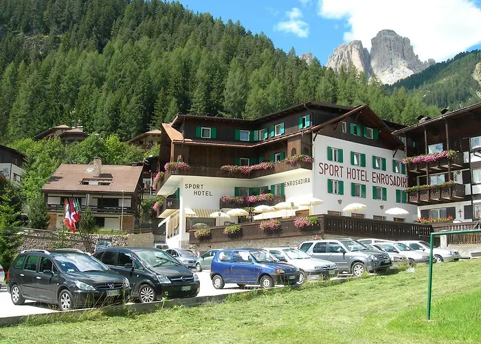 Sporthotel Enrosadira Campitello di Fassa che accetta animali
