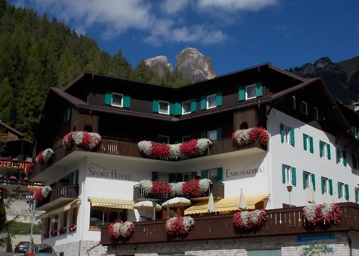 Sporthotel Enrosadira Campitello di Fassa che accetta animali