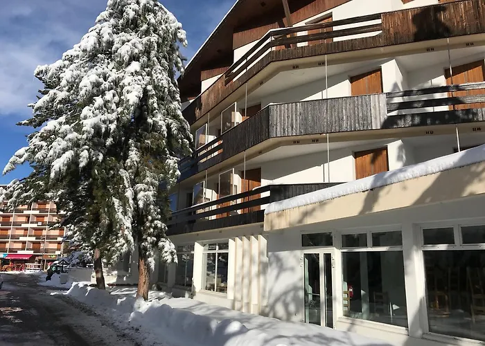 Le Serre Chevalier Maison Familiale La Salle-les-Alpes