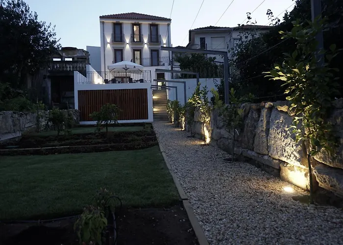 Feira Hostel & Suites