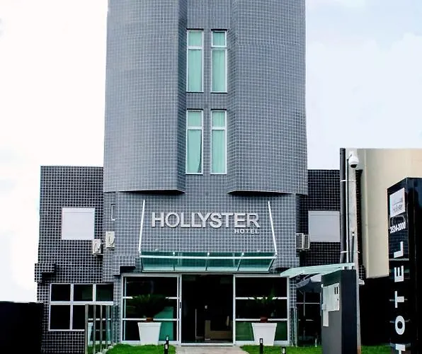 Hollyster Hotel
