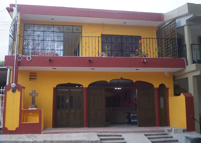Hostal Las Cruces