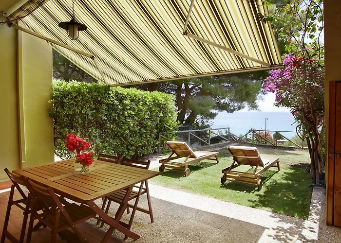 Pinus Village Sea Front Apartment Santa Margherita di Pula