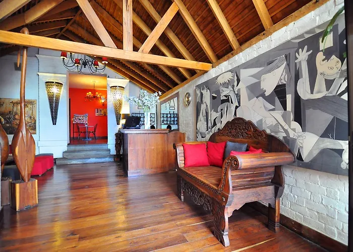Rova Hotel Tananarive